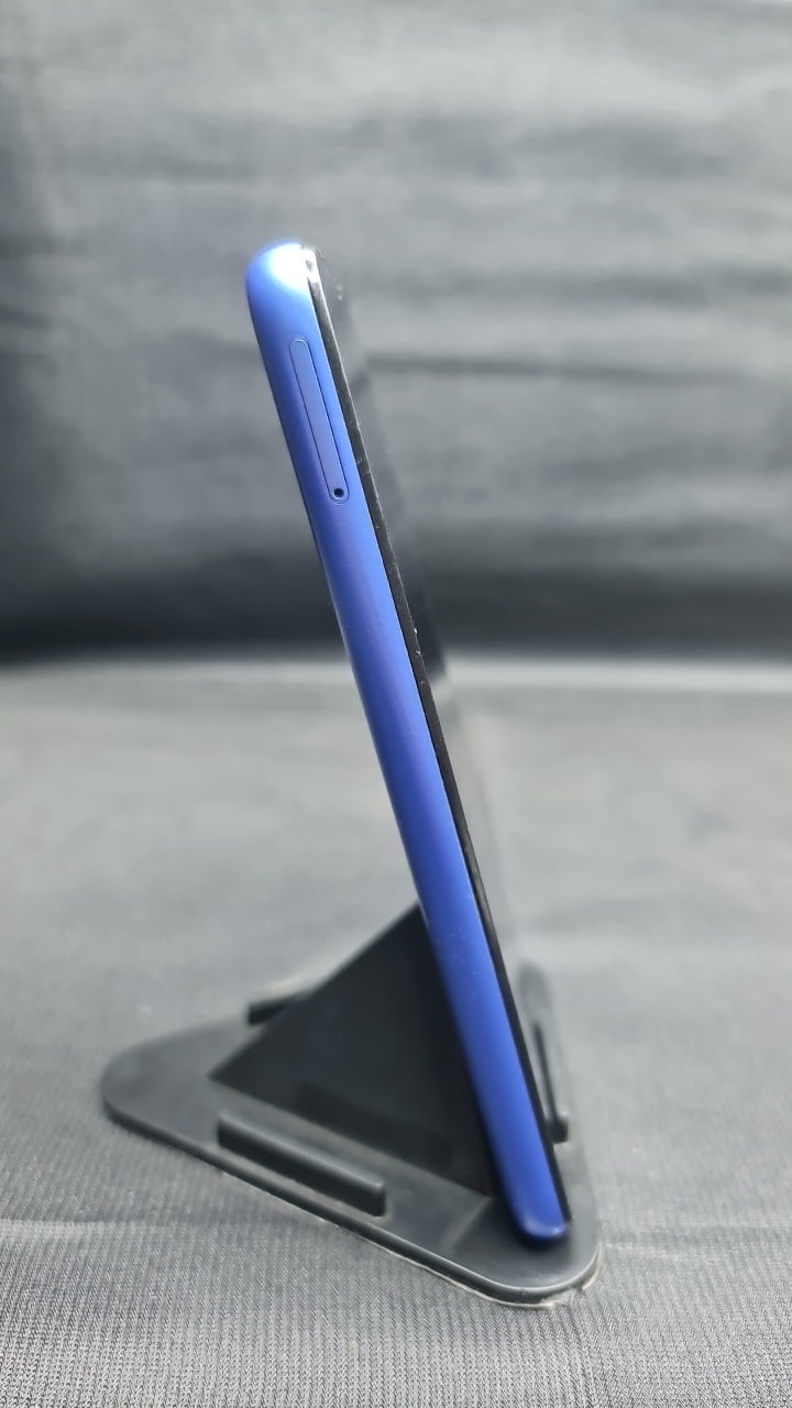 Xiaomi Redmi 7A (3 GB/32 GB) left_side photo