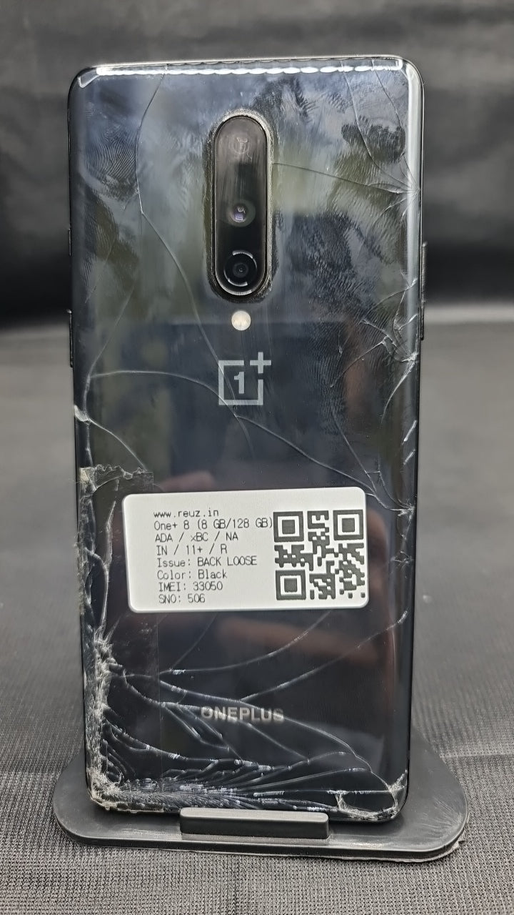 OnePlus 8 (8 GB/128 GB) back photo