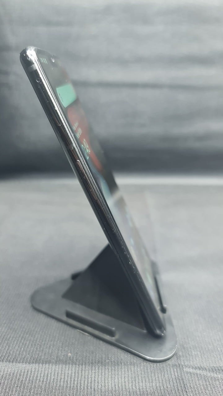 OnePlus 6 (6 GB/64 GB) left_side photo