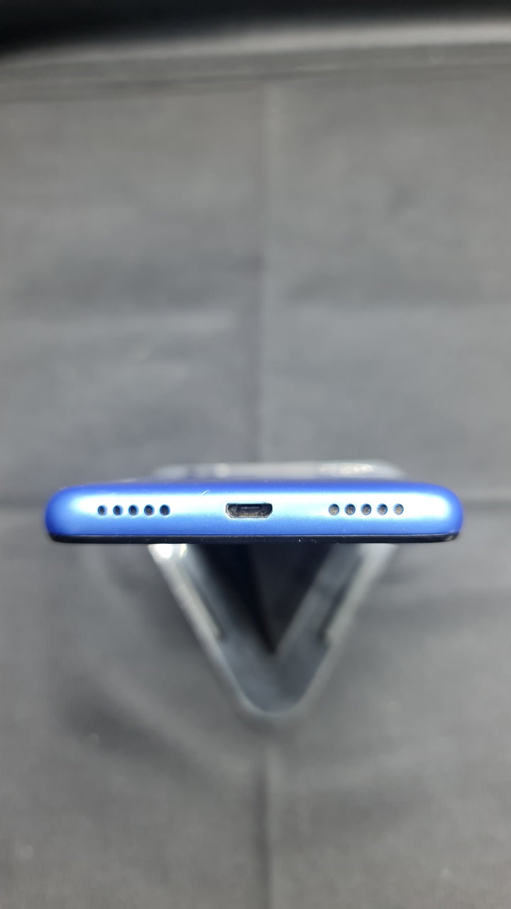 Xiaomi Redmi 7A (3 GB/32 GB) bottom photo